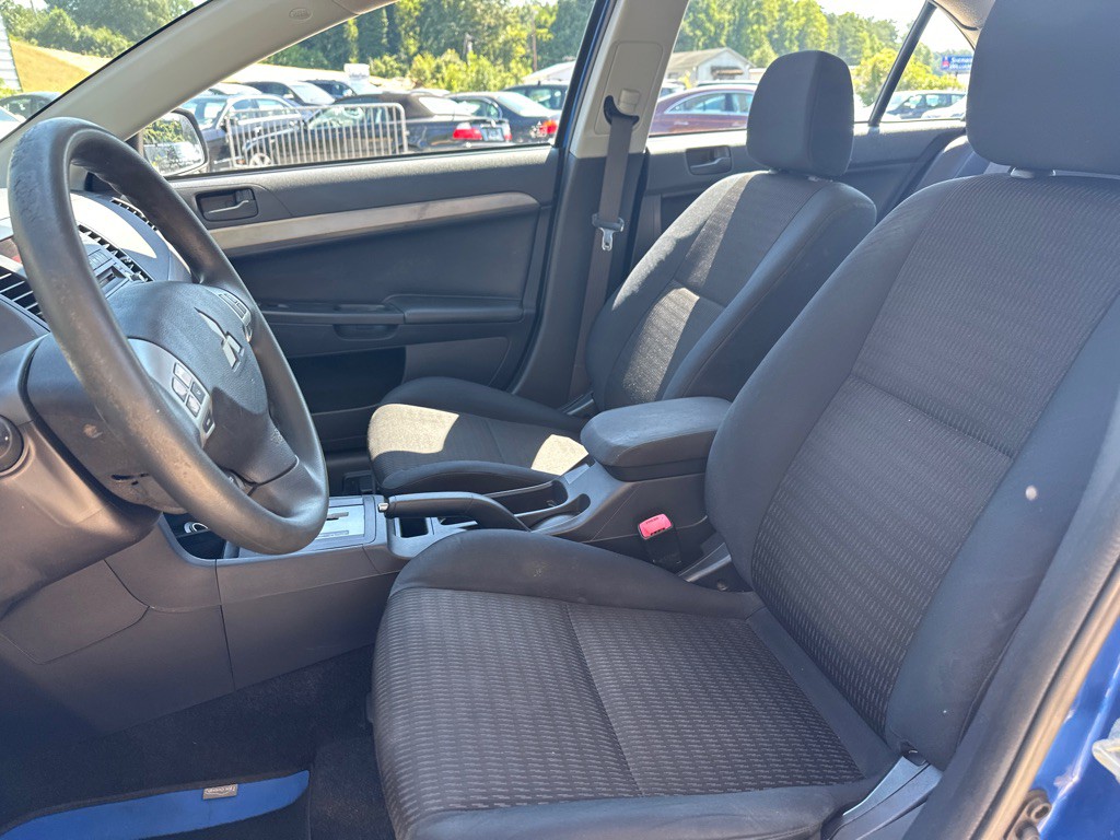 2012 Mitsubishi Lancer Image 12