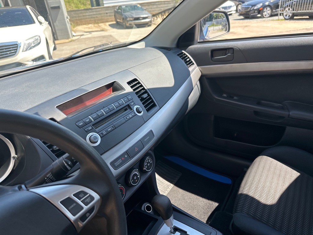 2012 Mitsubishi Lancer Image 13