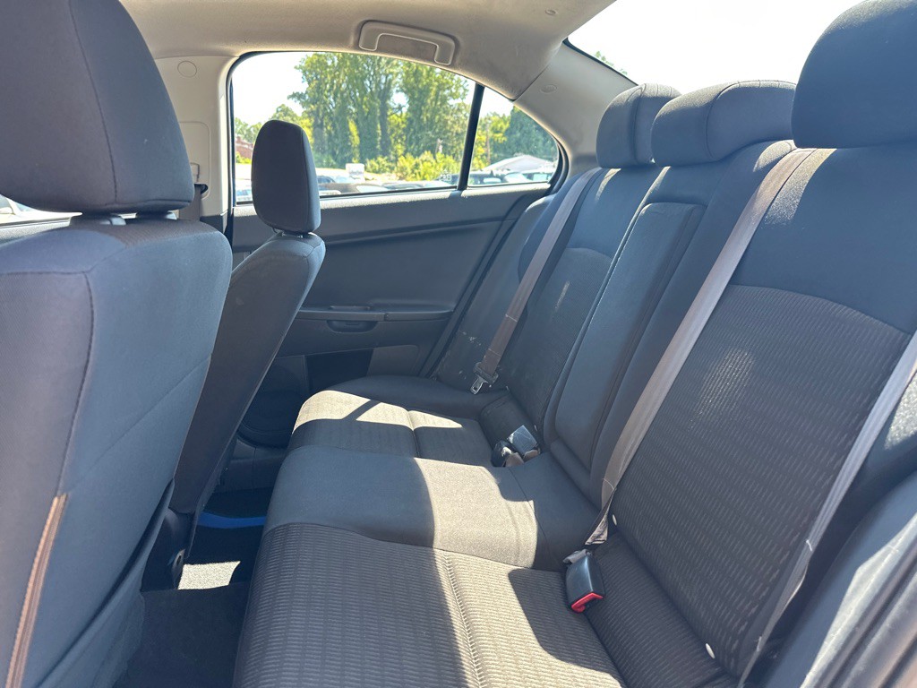 2012 Mitsubishi Lancer Image 15