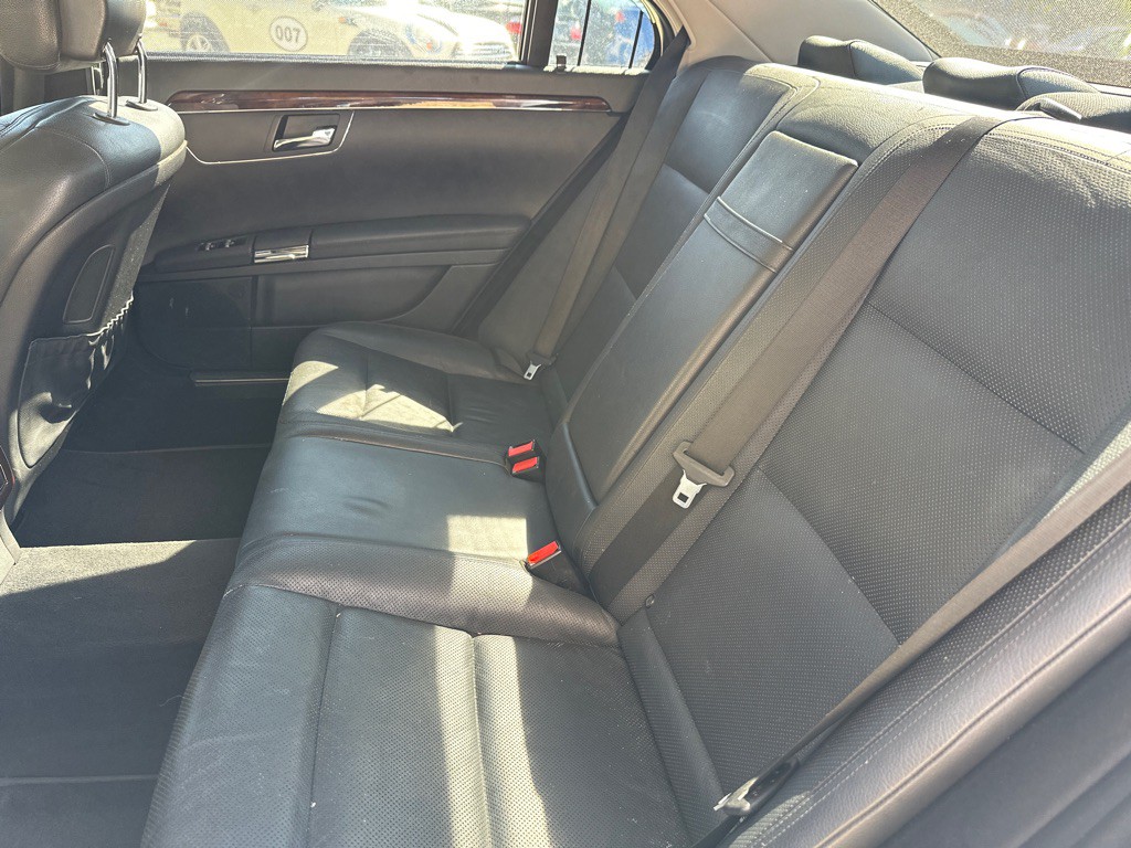 2013 Mercedes-Benz S-Class Image 17