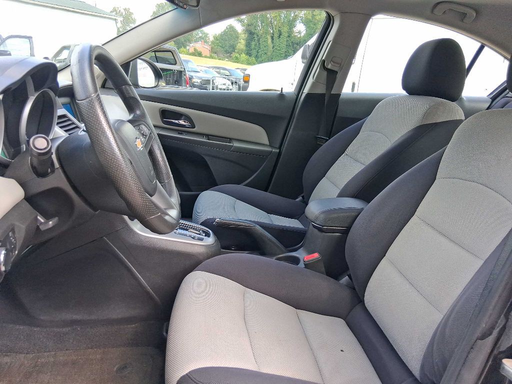 2015 Chevrolet Cruze Image 15