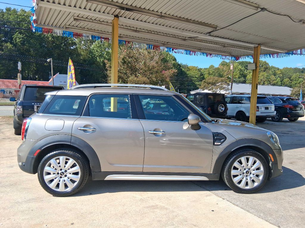 2017 MINI Cooper Image 4