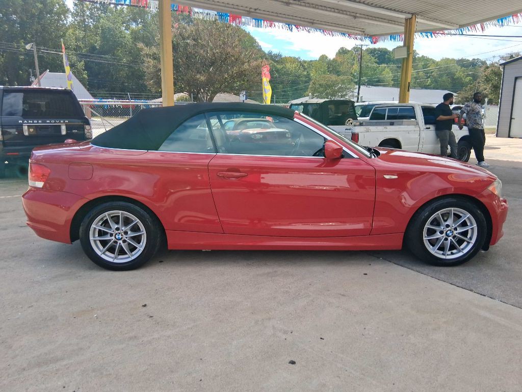2011 BMW 1 Series Image 3