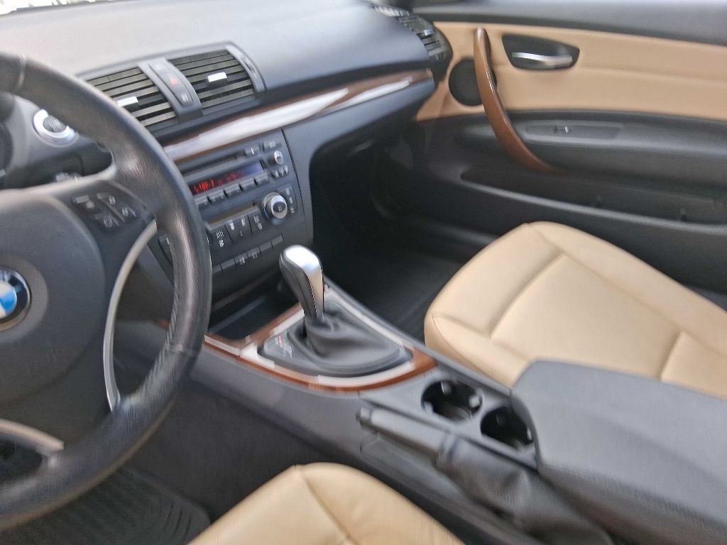 2011 BMW 1 Series Image 14