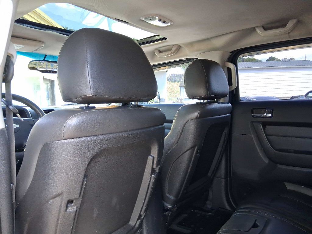 2007 HUMMER H3 Image 15
