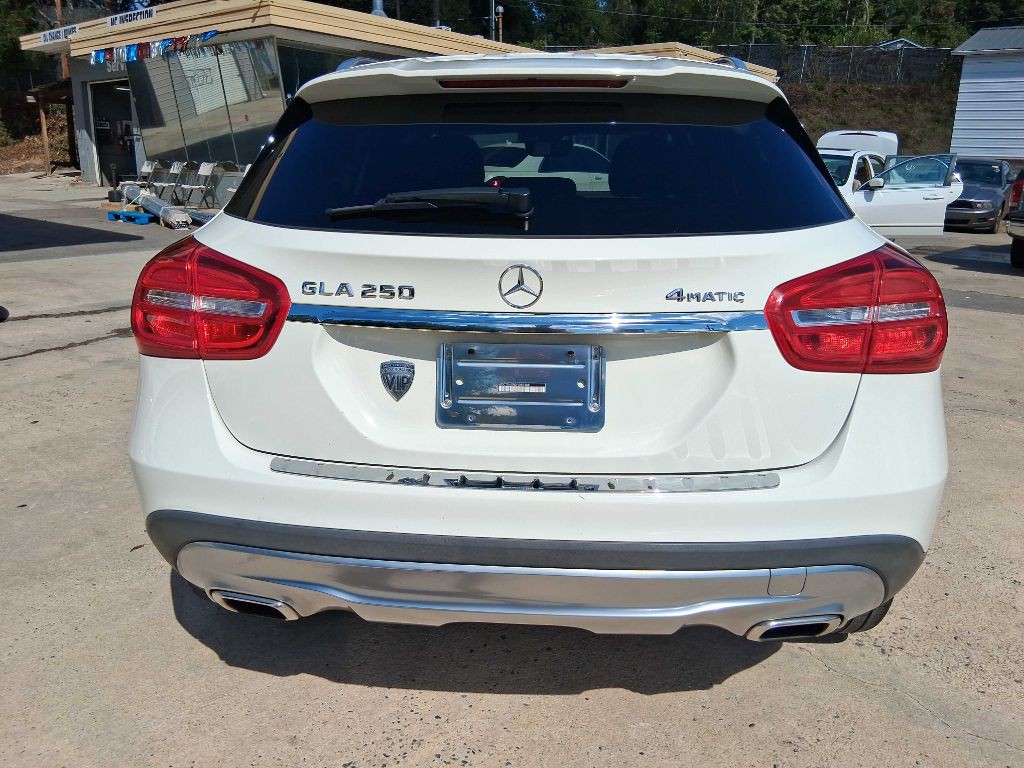 2015 Mercedes-Benz GLA-Class Image 7