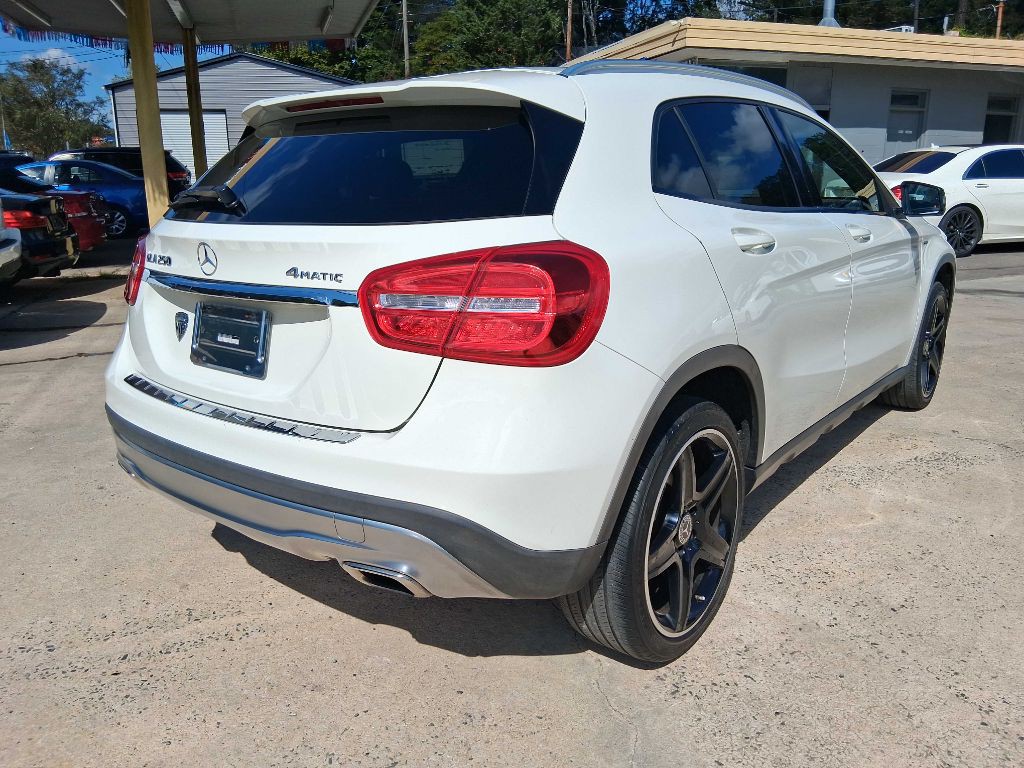 2015 Mercedes-Benz GLA-Class Image 8