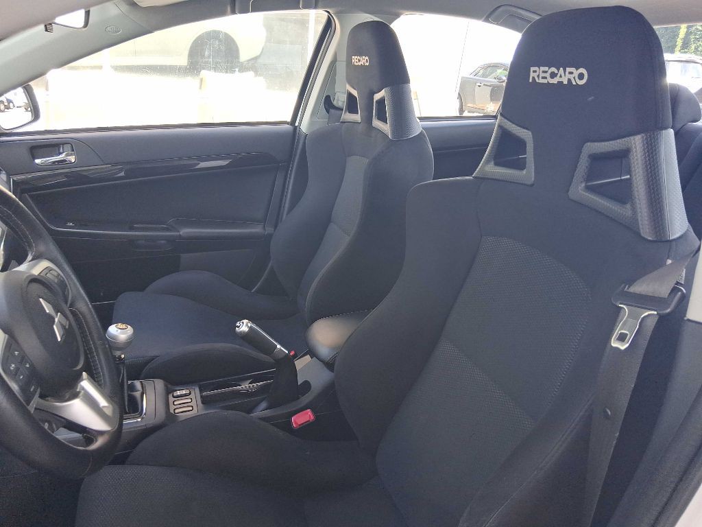 2014 Mitsubishi Lancer Image 31