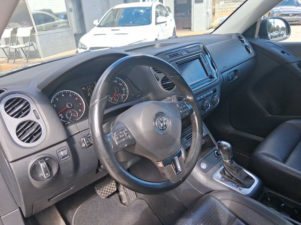 2017 Volkswagen Tiguan Image 13