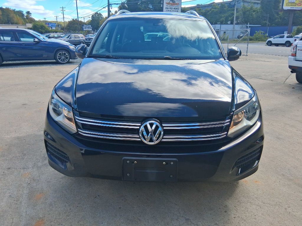 2017 Volkswagen Tiguan Image 2