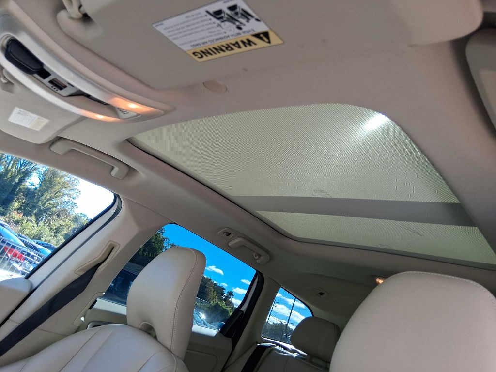 2015 Volvo XC60 Image 15