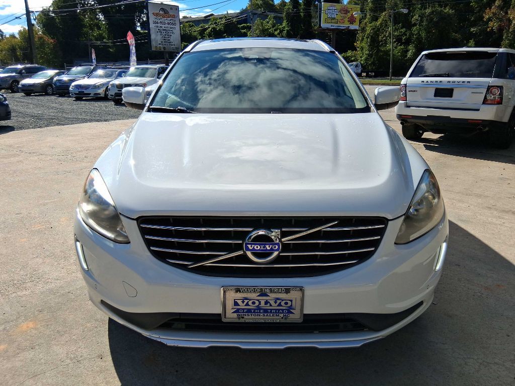 2015 Volvo XC60 Image 3