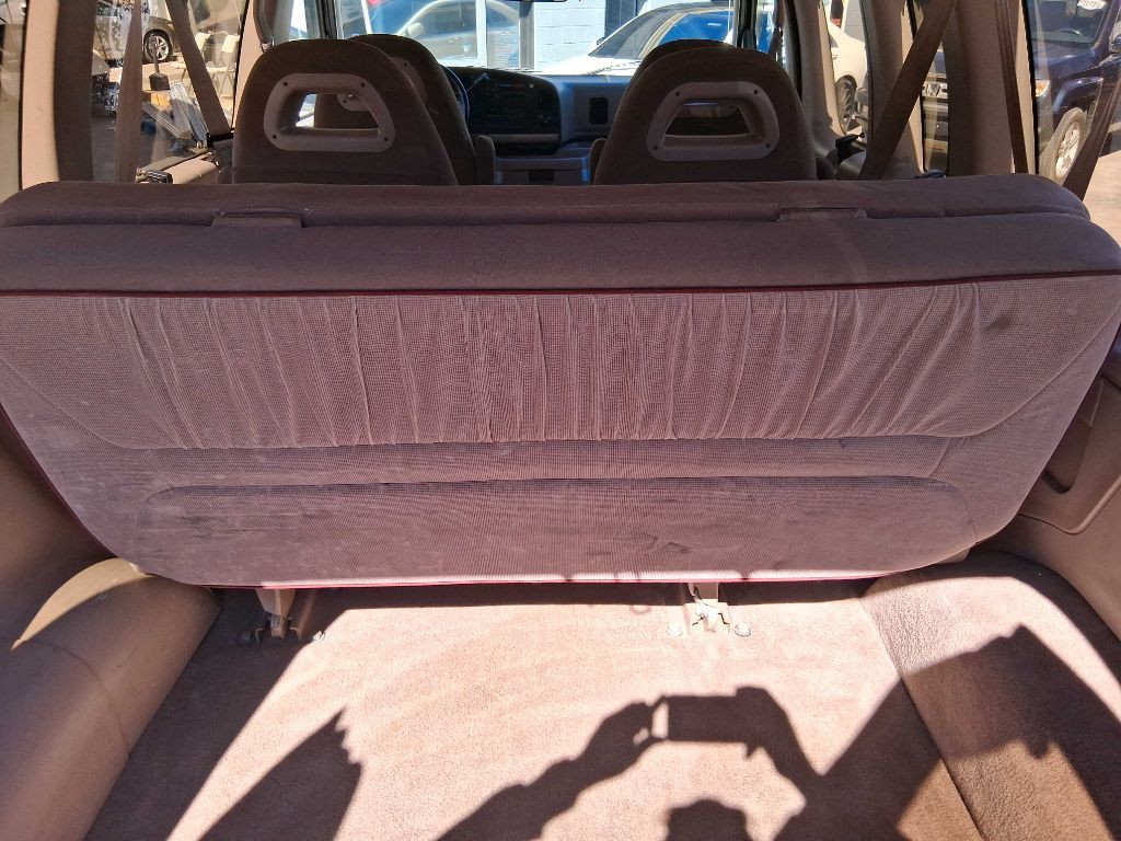1995 Ford Econoline Image 9