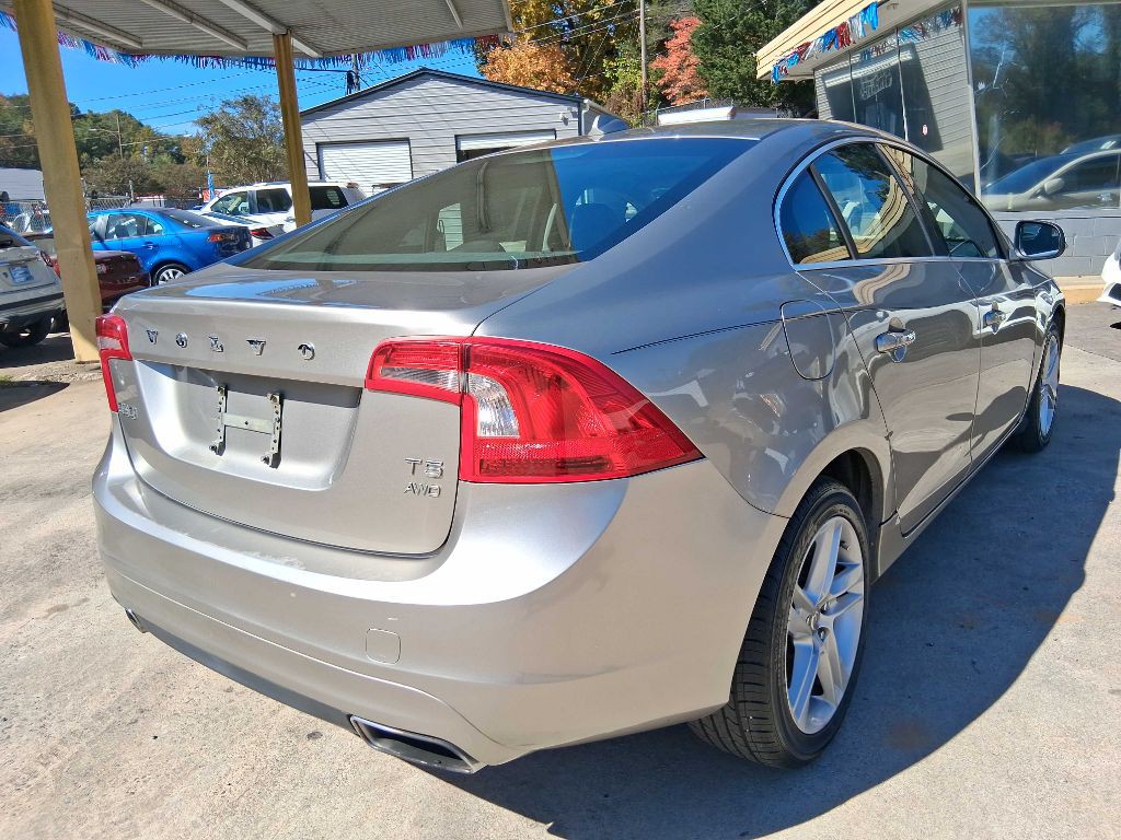2015 Volvo S60 Image 5