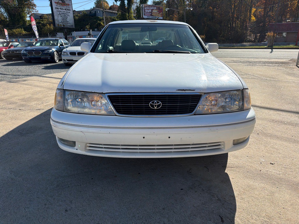1999 Toyota Avalon Image 7