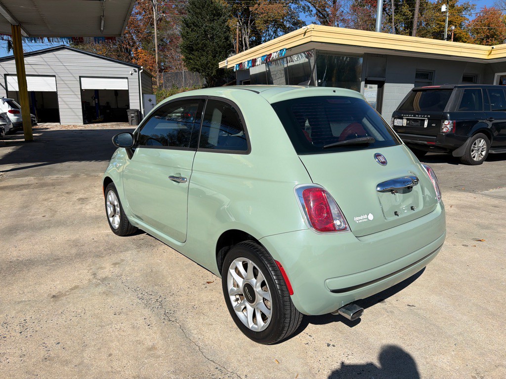 2017 FIAT 500 Image 4