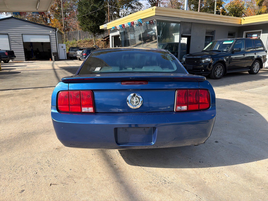 2007 Ford Mustang Image 4