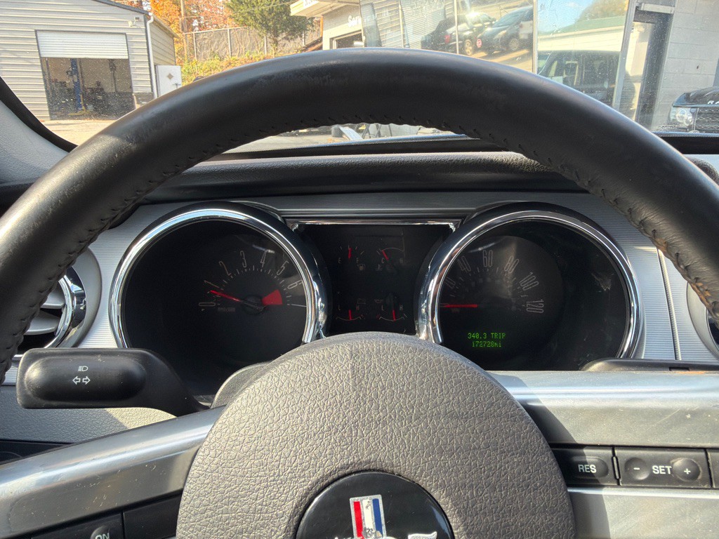 2007 Ford Mustang Image 10