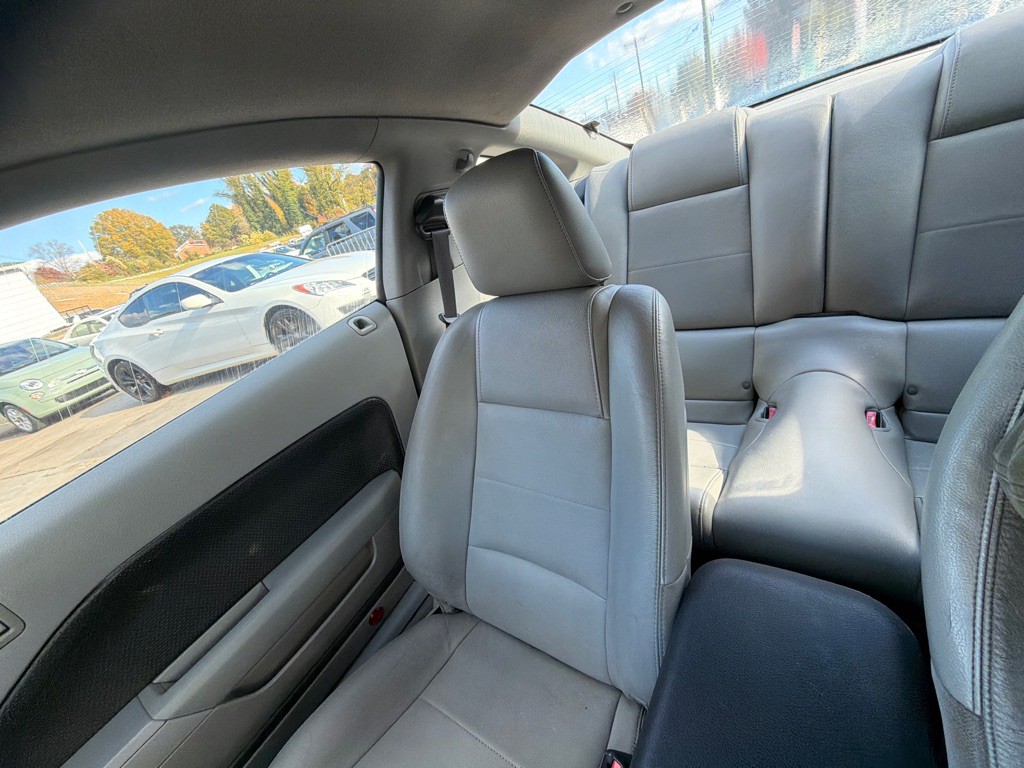 2007 Ford Mustang Image 11