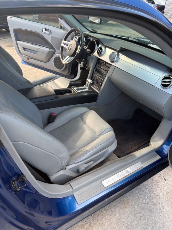 2007 Ford Mustang Image 13