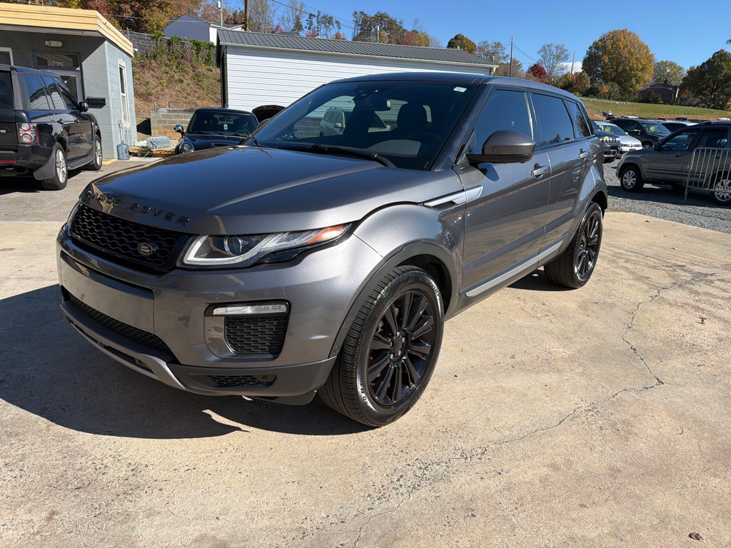 2017 Land Rover Range Rover Evoque Image 3