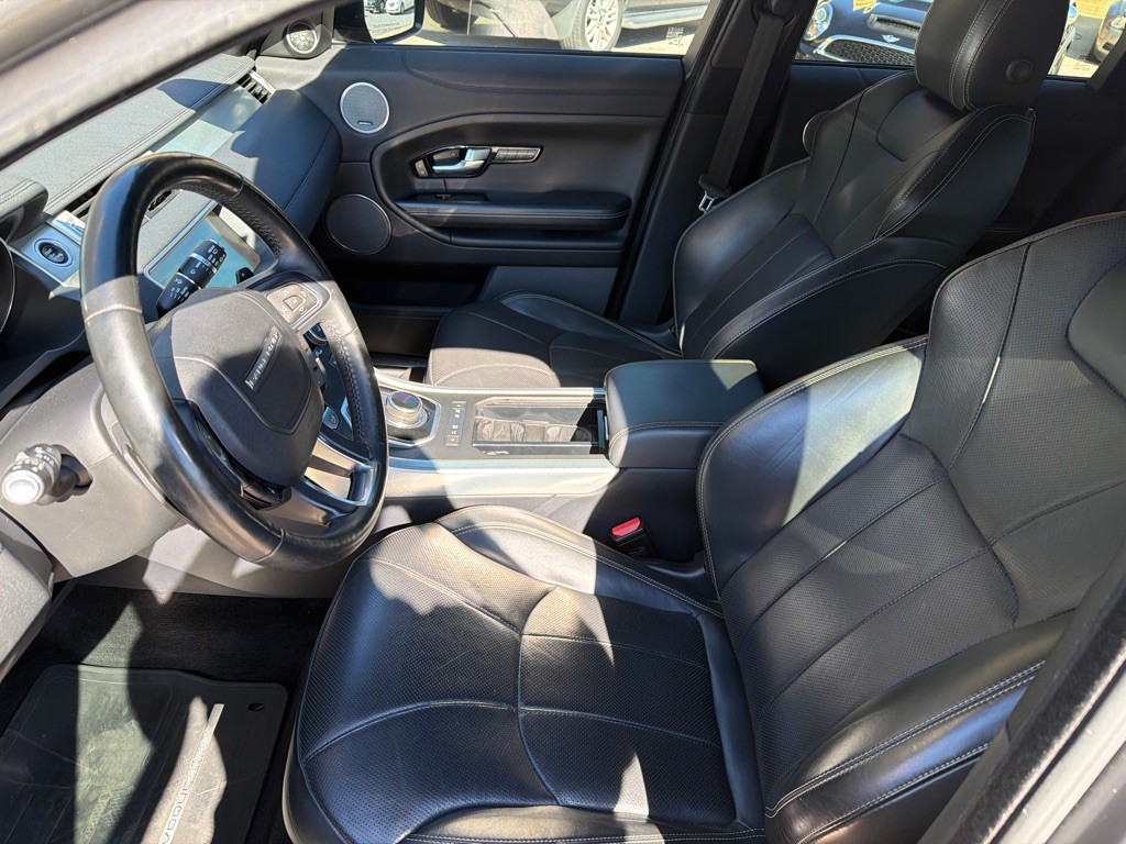 2017 Land Rover Range Rover Evoque Image 7