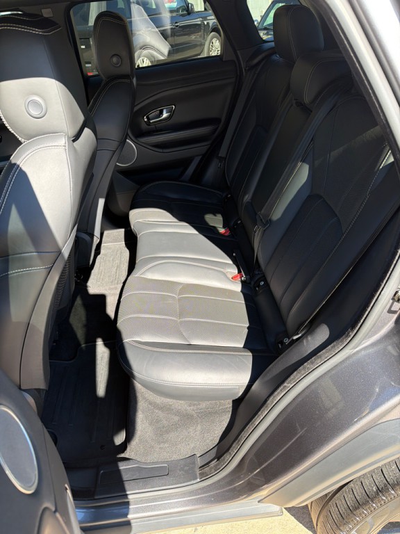 2017 Land Rover Range Rover Evoque Image 12