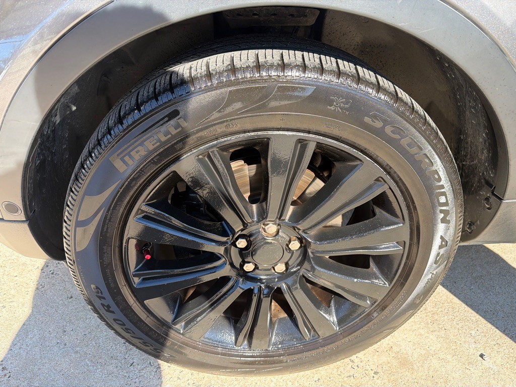 2017 Land Rover Range Rover Evoque Image 15