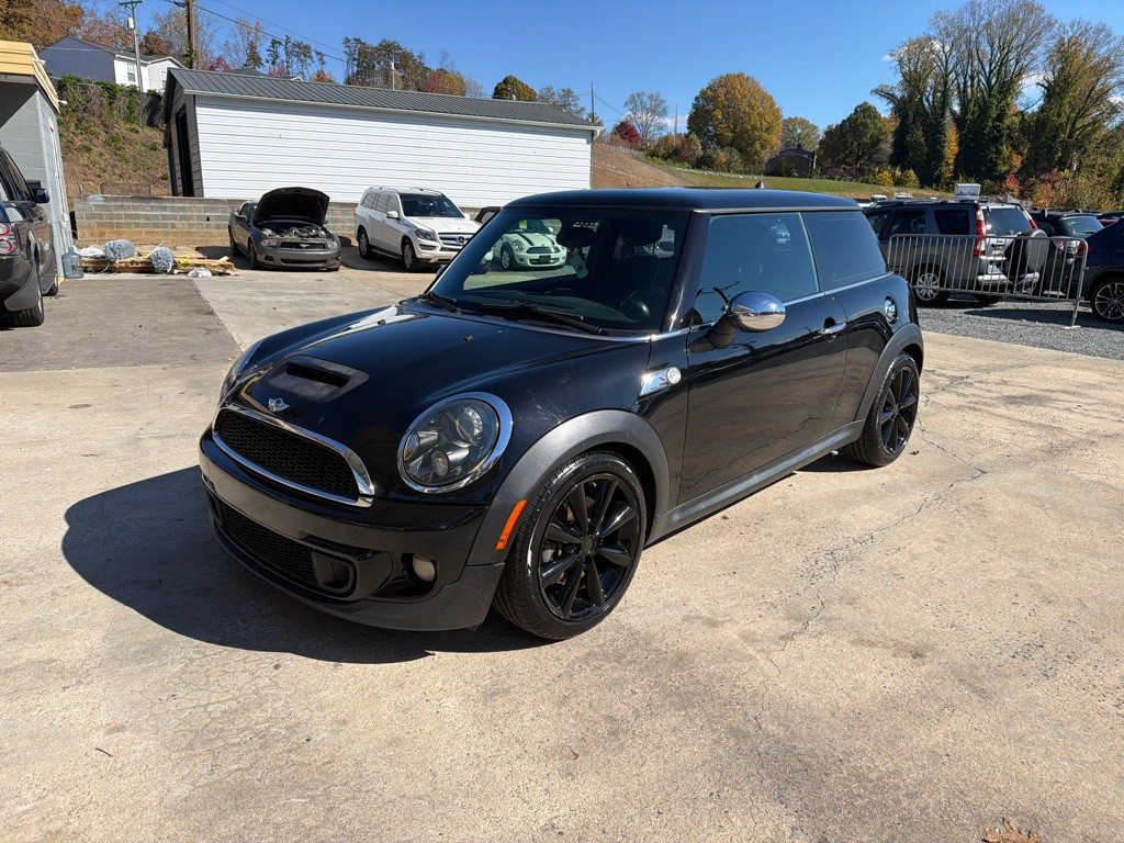 2012 MINI Cooper Image 3