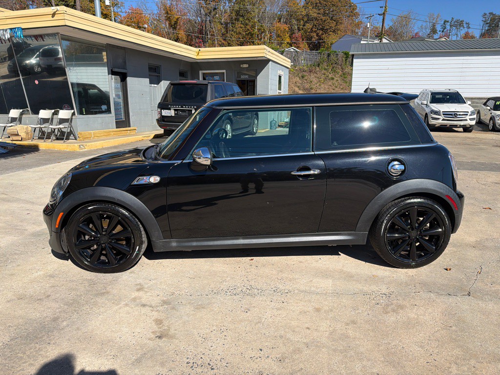 2012 MINI Cooper Image 4