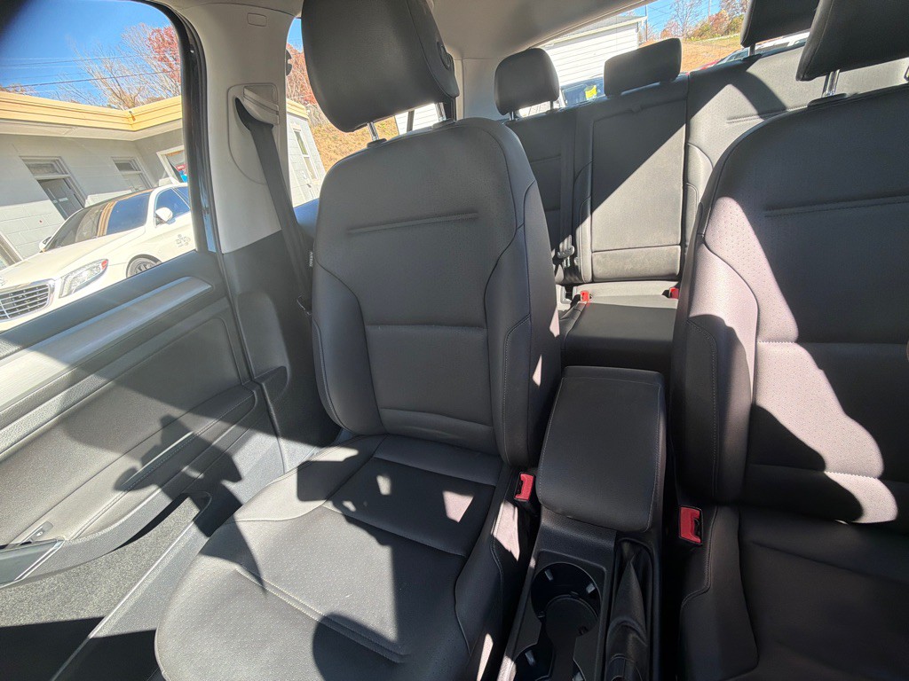 2015 Volkswagen Golf Image 12