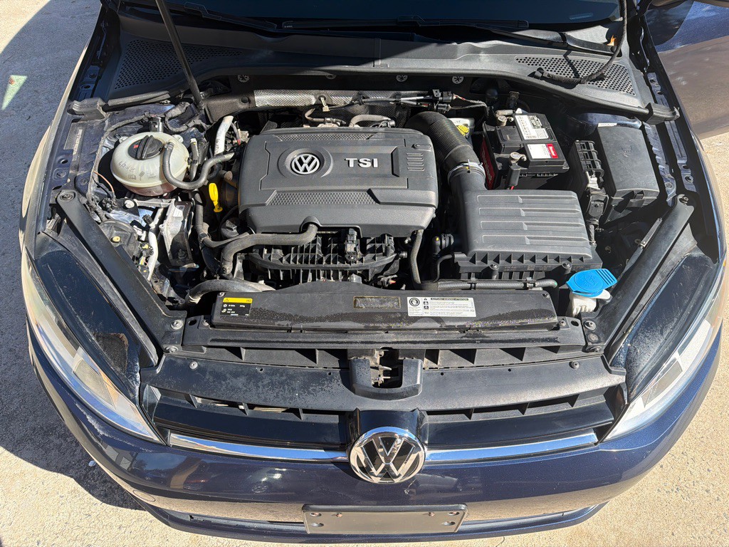 2015 Volkswagen Golf Image 15