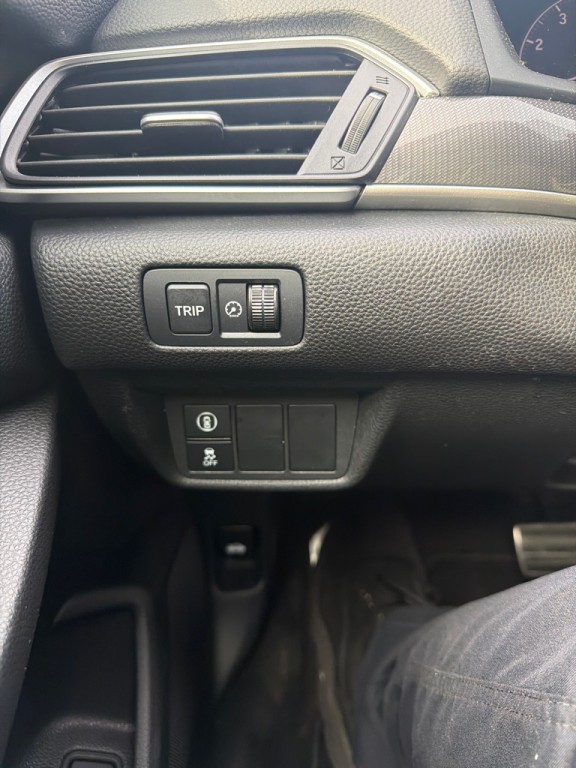 2019 Honda Accord Image 12