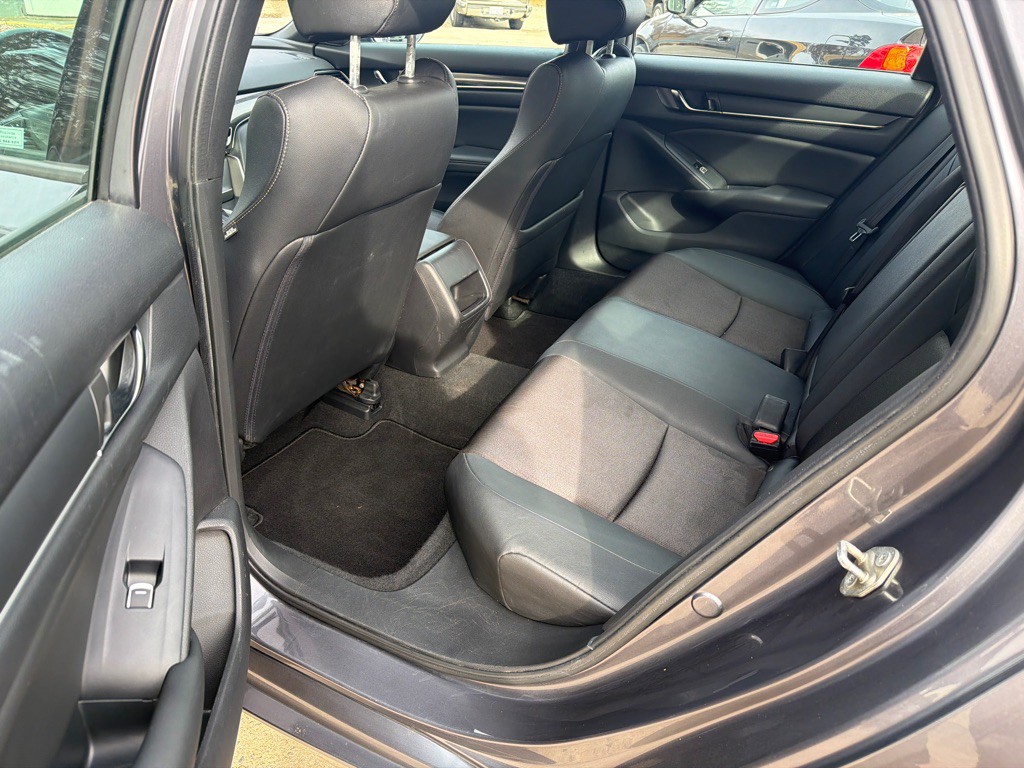 2019 Honda Accord Image 13