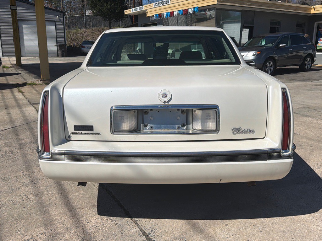 1994 Cadillac DeVille Image 6
