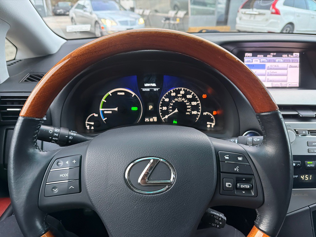 2011 Lexus RX Image 12