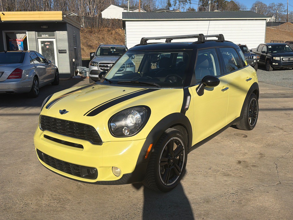 2012 MINI Cooper Image 3