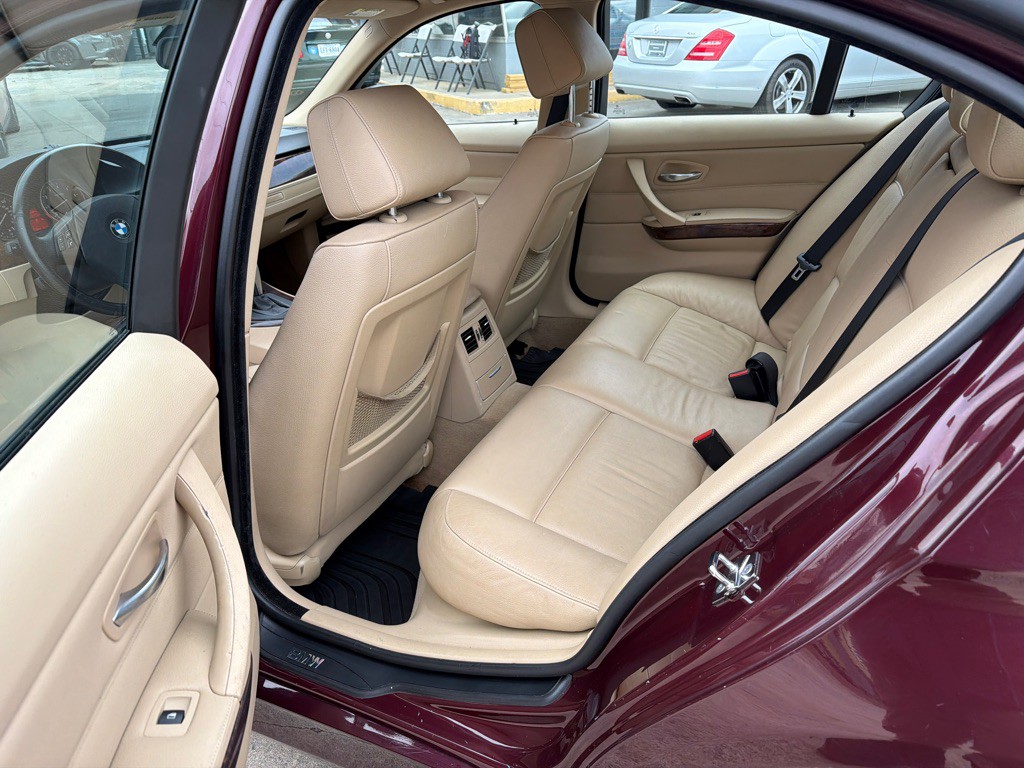 2008 BMW 3 Series Image 9