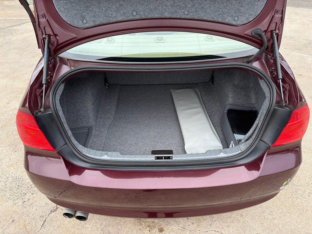 2008 BMW 3 Series Image 18