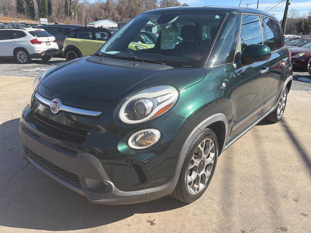 2014 FIAT 500L Image 3