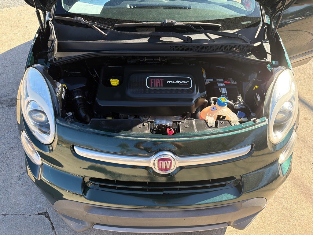 2014 FIAT 500L Image 16