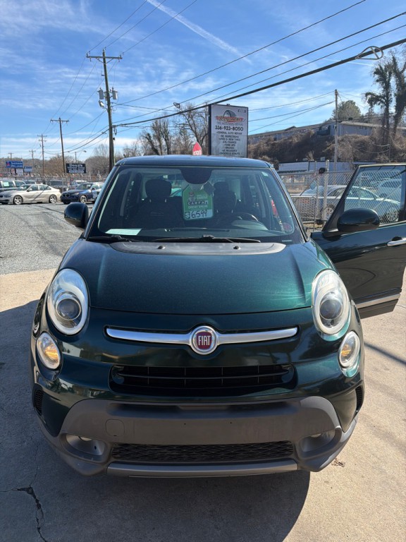 2014 FIAT 500L Image 17