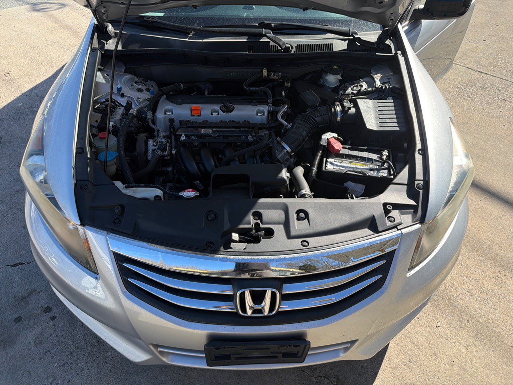 2012 Honda Accord Image 15
