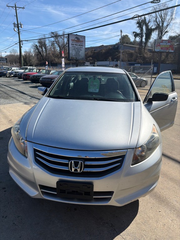 2012 Honda Accord Image 16