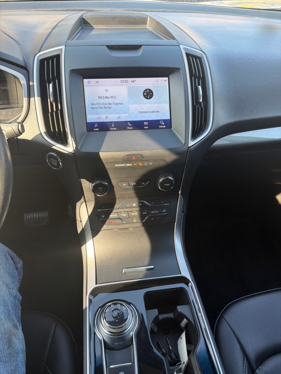 2020 Ford Edge Image 14