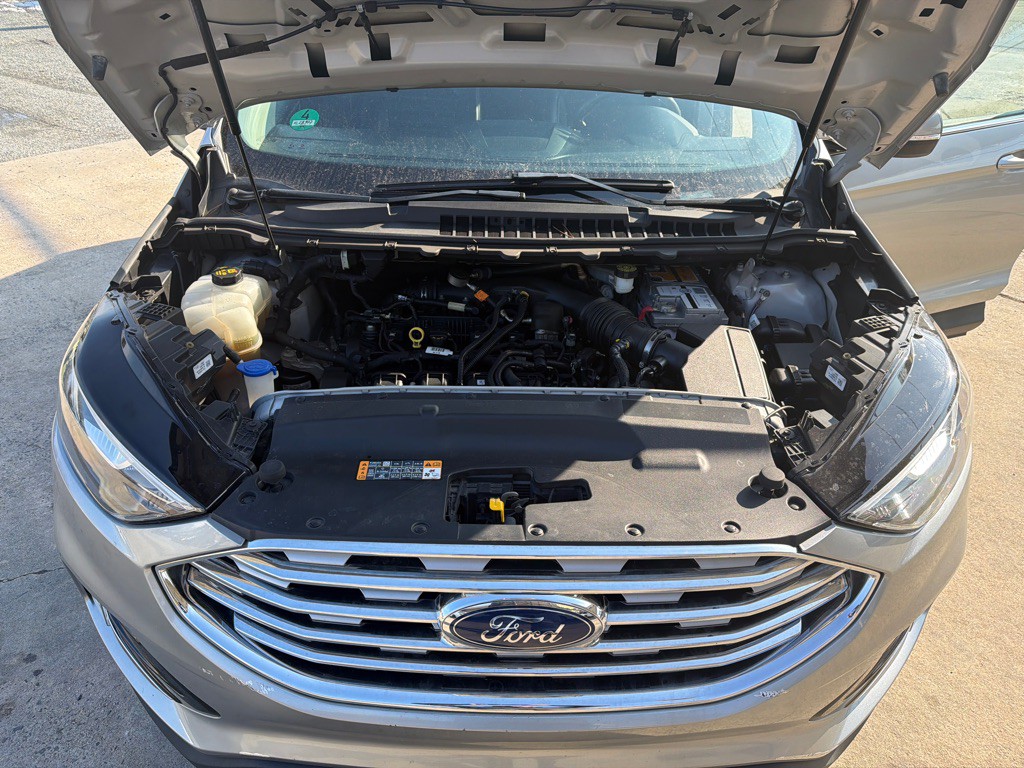 2020 Ford Edge Image 18