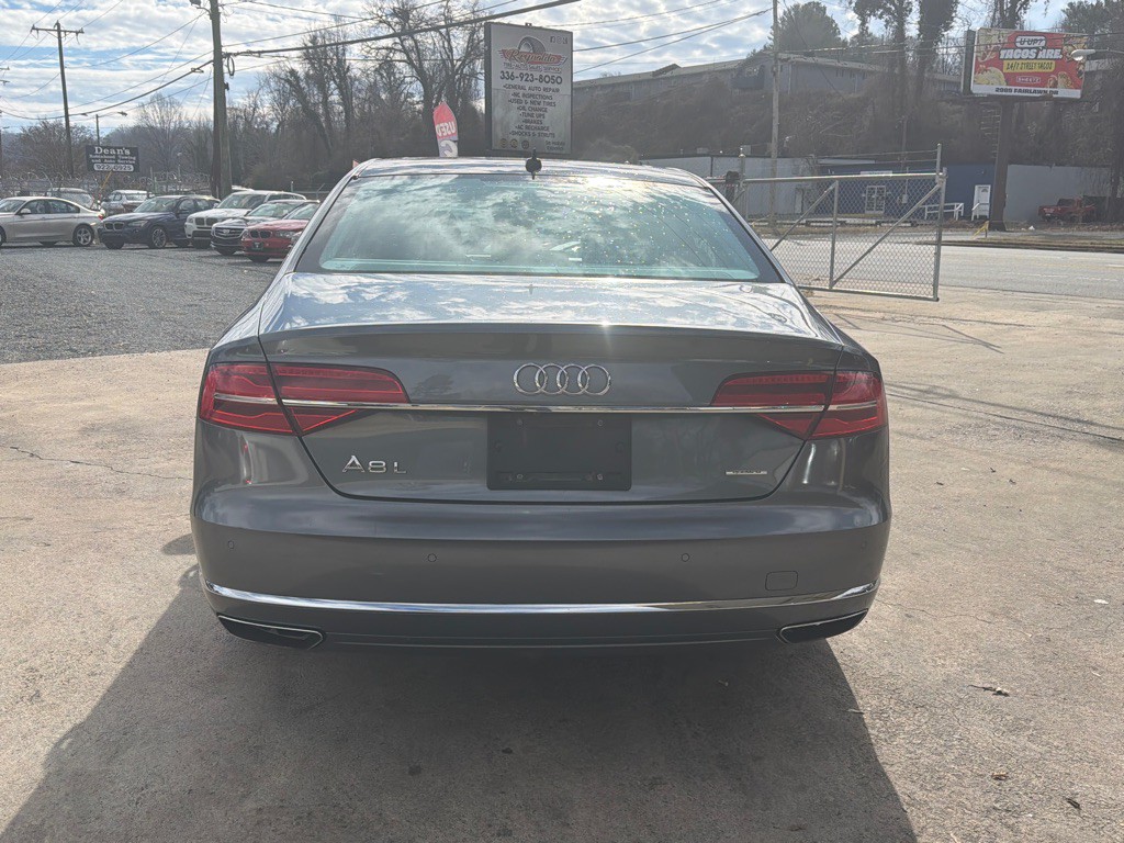 2015 Audi A8 Image 6