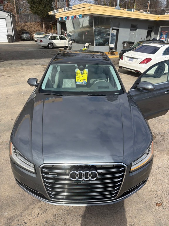 2015 Audi A8 Image 16