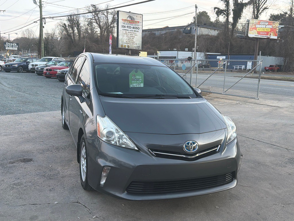 2012 Toyota Prius Image 1