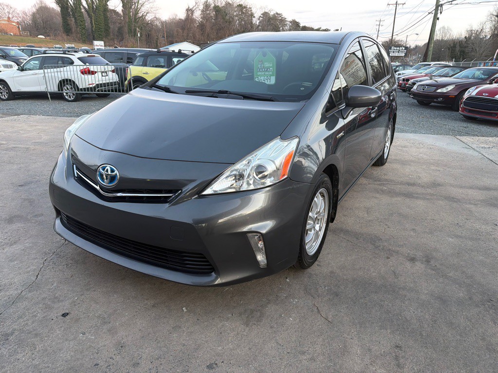 2012 Toyota Prius Image 3